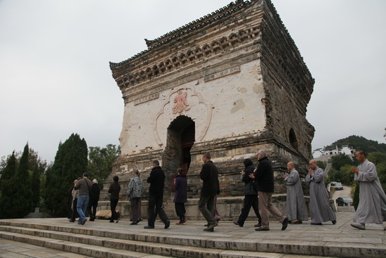 德国本笃禅修中心雅戈尔一行来寺礼祖