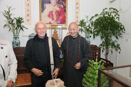 德国本笃禅修中心雅戈尔一行来寺礼祖