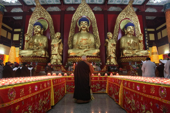 壬辰年上元节法会：安位结坛、诵经、消灾吉祥供灯