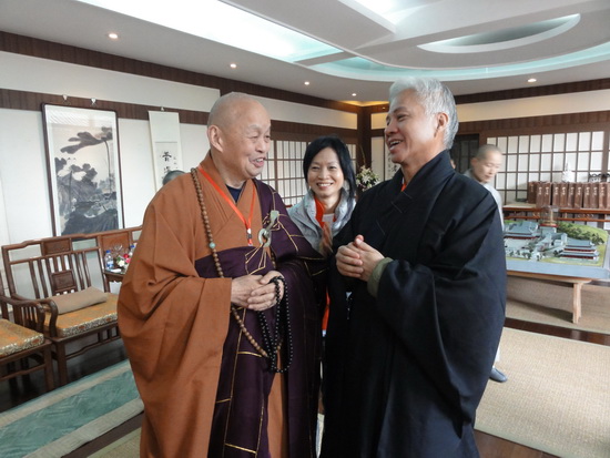 净慧老和尚为五台山普寿寺大雄宝殿佛像开光主礼