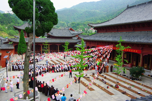四祖寺辛卯年浴佛节法会圆满