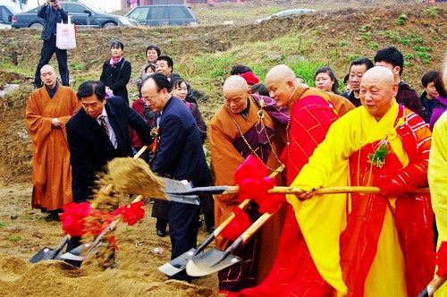净慧老和尚参加花朝节开幕式及庆福寺待建工程奠基仪式