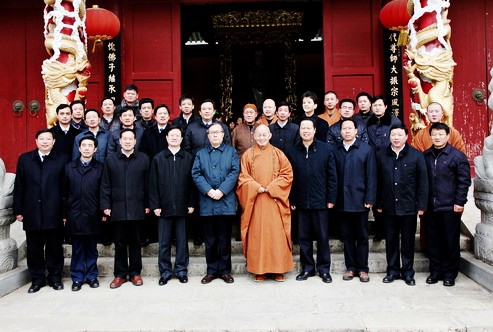 省委书记李鸿忠来寺调研强调弘扬禅文化打造大品牌