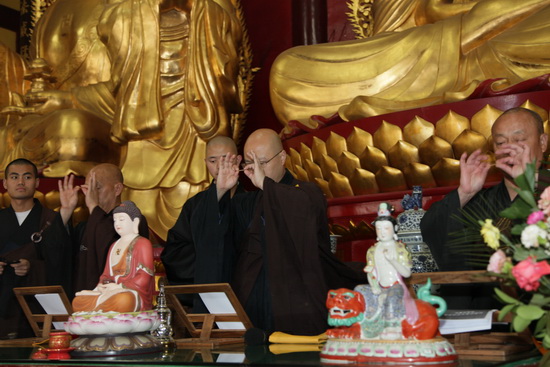 黄梅四祖寺癸巳年传授在家居士菩萨戒法会圆满