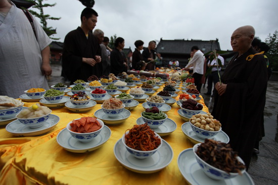 黄梅四祖寺举办净慧长老示寂七七追思回向法会