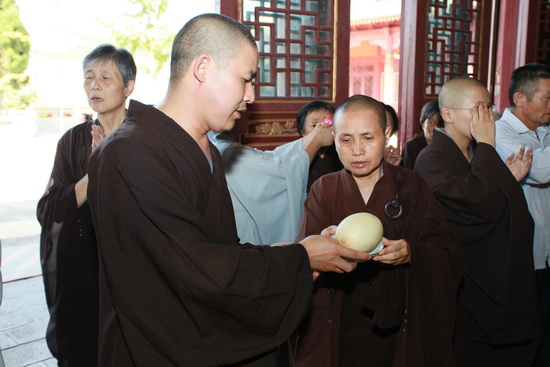 黄梅四祖寺举行净慧长老示寂百日追思回向法会