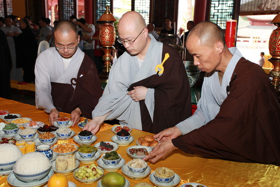 黄梅四祖寺举行净慧长老示寂百日追思回向法会