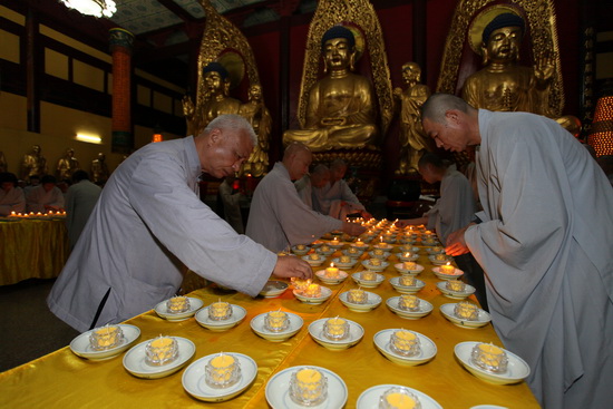 “将修行落实于当下”——四祖寺十一短期出家禅修活动圆满结束