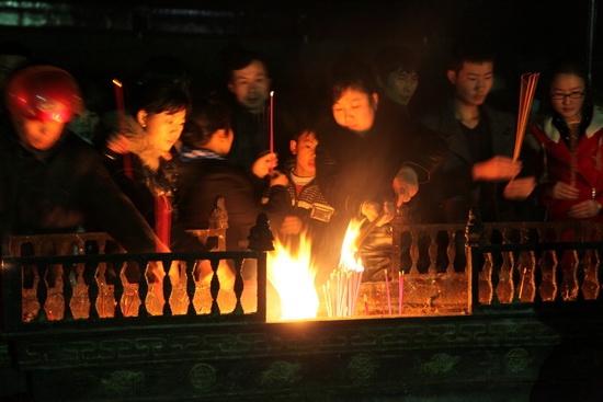 春回大地　福满人间——四祖寺甲午新春文明敬香侧记