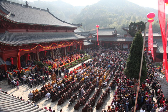 黄梅四祖寺隆重举行明基大和尚升座庆典法会