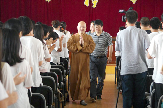 高擎心灯照前路  学子同参生活禅—夏令营圆满落幕