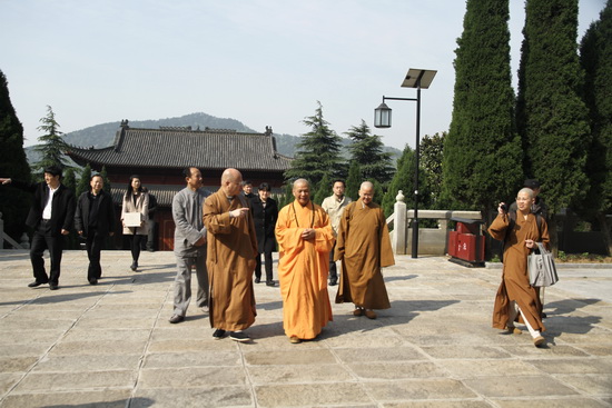 台湾佛光山副住持慧传法师一行莅临四祖寺参访