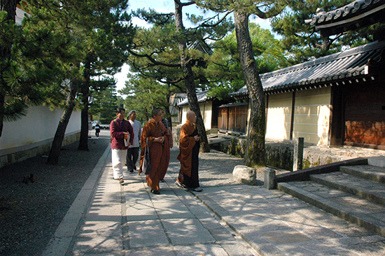 借鉴世界先进经验建好大金塔——四祖寺赴日考察