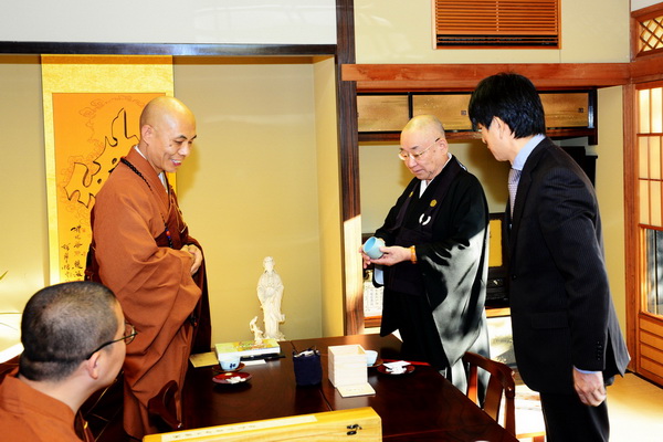 中日禅文化书画交流展在日本东京开幕