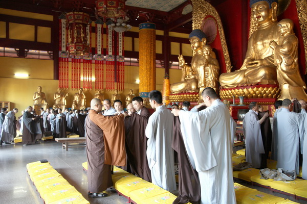 丁酉传授在家居士菩萨戒暨浴佛节法会圆满