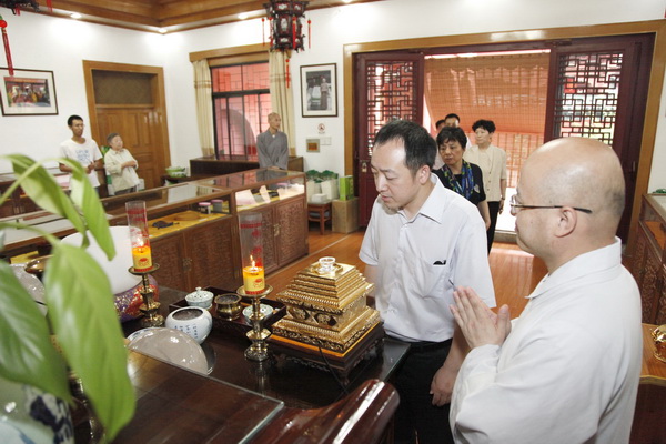 中央调研检查组一行莅临四祖寺视察调研