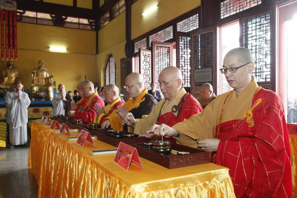 湖北台湾佛教文化交流与两岸融合发展祈福法会在四祖寺举行