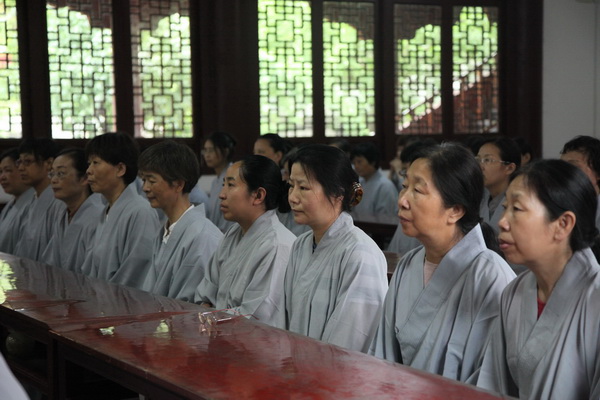 戊戌年传授在家居士菩萨戒暨浴佛节法会圆满