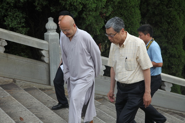 海峡两岸经贸文化交流协会副会长高孔廉莅临四祖寺参访