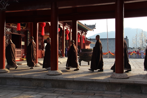 用禅的清净抵御商业化污染——四祖寺自觉远离商业化侵蚀