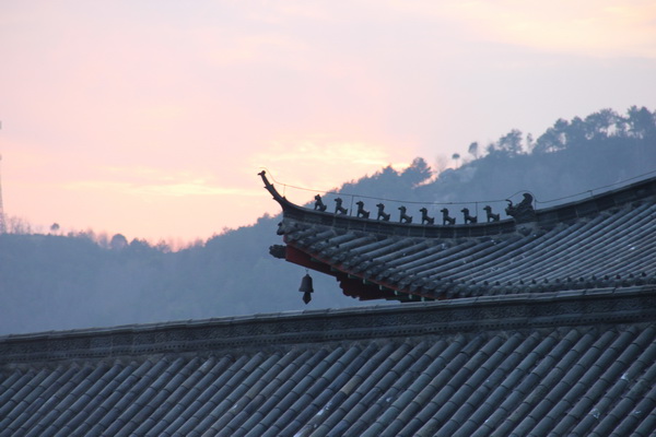 用禅的清净抵御商业化污染——四祖寺自觉远离商业化侵蚀