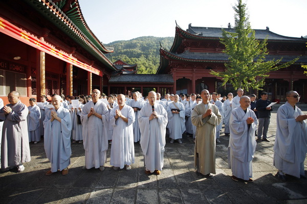 国之大庆 知恩报恩 | 黄梅四祖寺隆重举行升国旗仪式