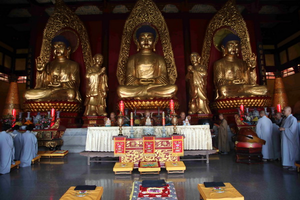 黄梅四祖寺己亥年传授在家居士菩萨戒法会圆满