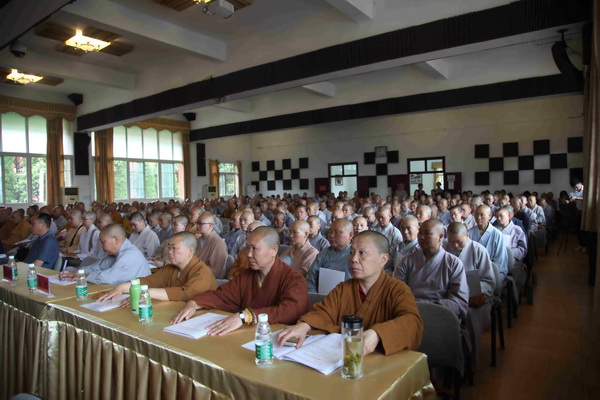 黄冈市佛教场所负责人政策法规培训班在四祖寺举行