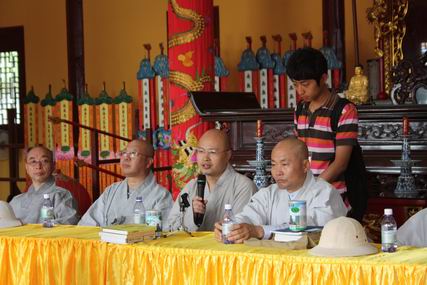 韩国海印寺“中国佛教圣地巡礼团”来访