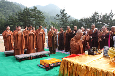 老祖寺天龙庵奠基仪式举行