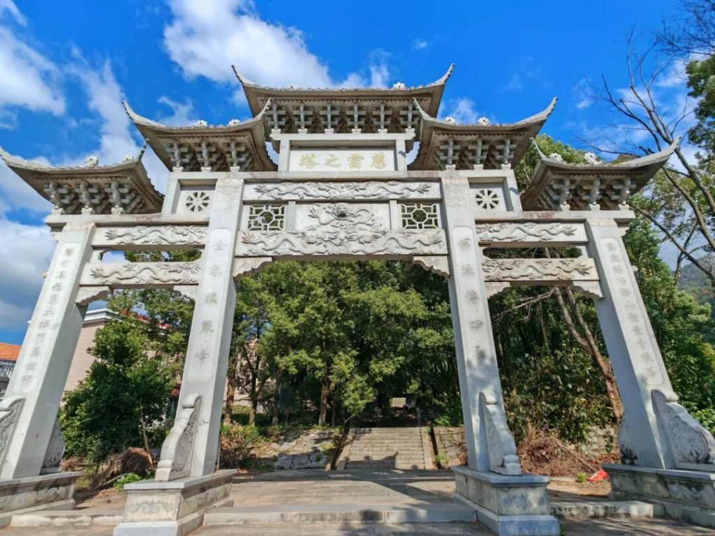 双峰垂范 祖灯常明 | 黄梅四祖寺纪念四祖大师涅槃1374周年 双峰垂范 祖灯常明 | 黄梅四祖寺纪念四祖大师涅槃1374周年