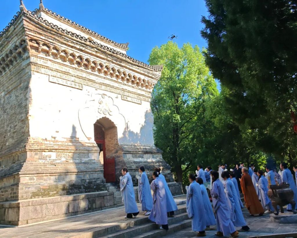 黄梅四祖寺国庆七日:循古庭生活韵 映祖国华诞辉 黄梅四祖寺国庆七日:循古庭生活韵 映祖国华诞辉